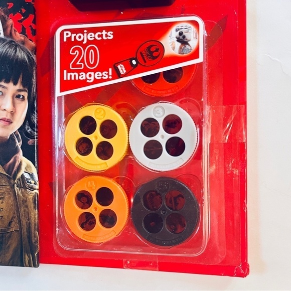 NWT Star Wars The Last Jedi Movie Theater Storybook and Projector - Picture 2 of 8